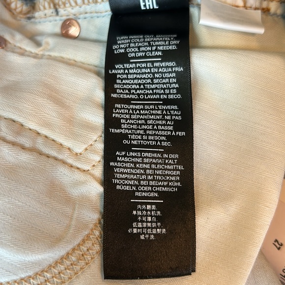 NWT 7 For All Mankind Mid Roll Jean Shorts Light Wash Size 27 - Picture 11 of 14